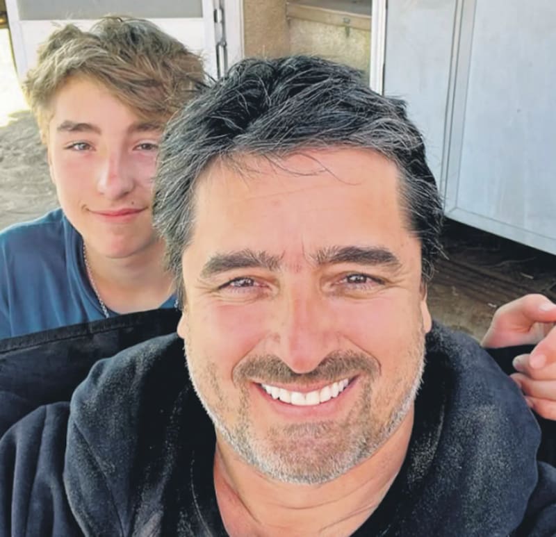 Jorge Zabaleta y su hijo Antonio están participando del Raid Atacama.