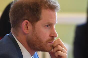 El príncipe Harry asistió a Pearl Harbor sin Megan Markle y sus hijos