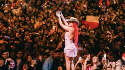 Viña del Mar: conoce a Matilda, la pequeña fan que le robó el corazón…y la Gaviota a Karol G