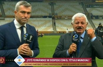 Reconocido periodista argentino besó la Copa del Mundo, recordó con emoción a su fallecida hija y anunció su retiró