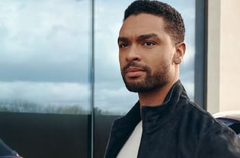 Regé-Jean Page defiende a Florence Pugh tras los ataques en su contra por su revelador vestido