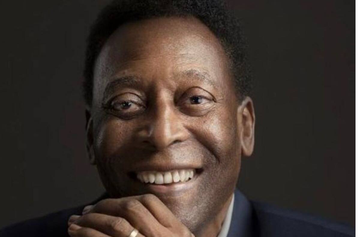 Hija de Pelé habla de la salud de su padre y comparte la primer imagen de él tras ser hospitalizado
