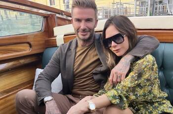 De los Beckham a los Clooney: parejas que les encanta combinar sus outfits con mucho estilo