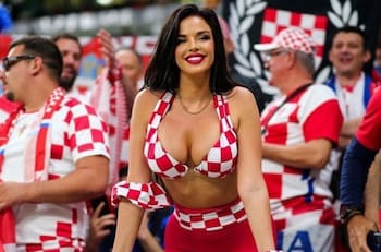 Ivana Knöll, la modelo que atrapó la atención mundial en Qatar, festejó así 3 millones de seguidores