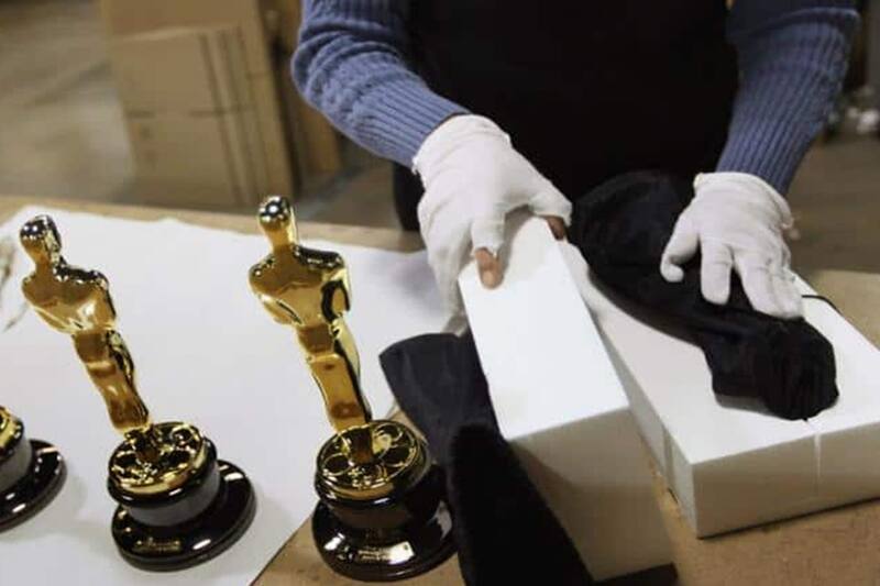 Oscar 2023 Descubre qué famosos compraron estatuillas de los Oscar por cantidades exorbitantes. - Créditos: Twitter