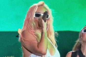 Karol G es la primera artista latina en encabezar el Lollapalooza