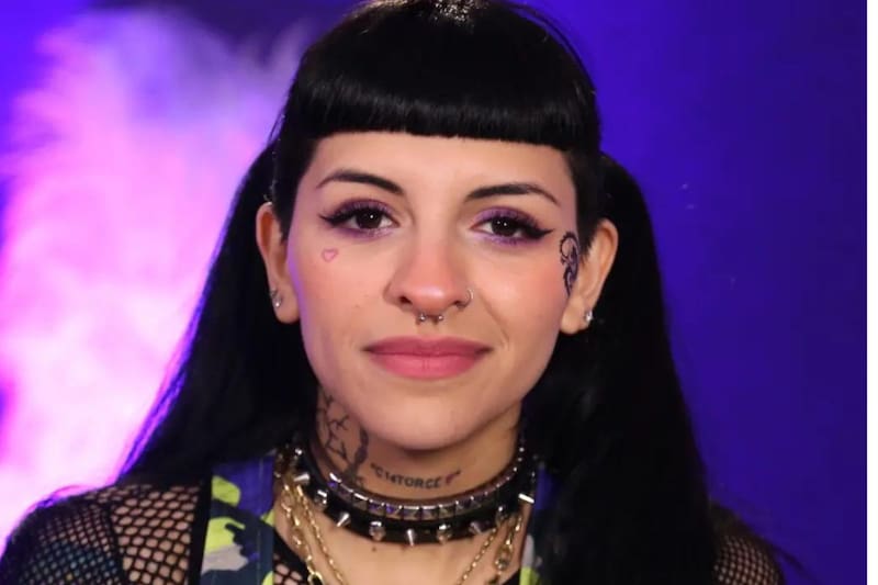 Así lucía Cazzu antes de sus tatuajes y cirugías