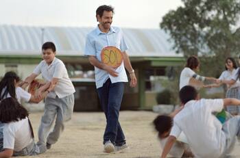 Eugenio Derbez gana en Sundance el Festival Favorite Award