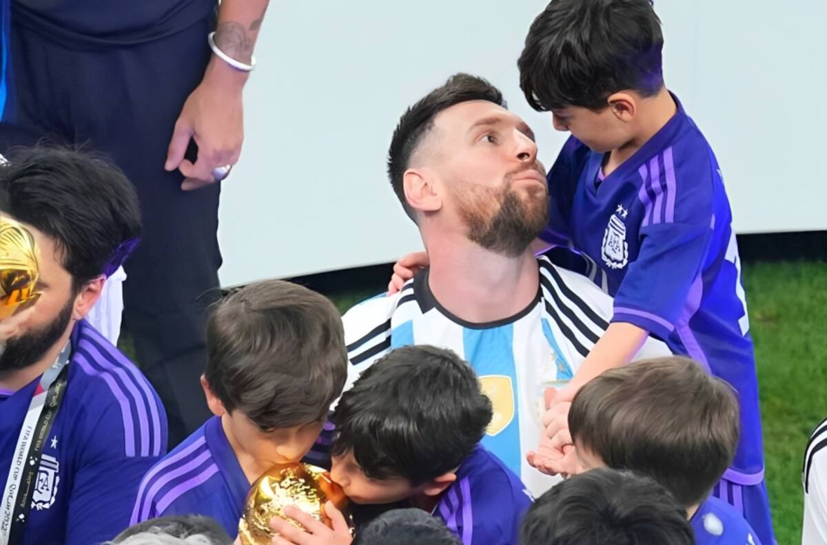 Lionel Messi y sus hijos protagonizan el momento más emotivo tras ganar el Mundial