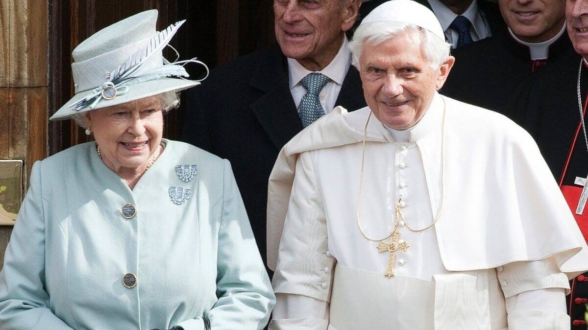 Reina Isabel: Así fue el histórico encuentro con el papa Benedicto XVI