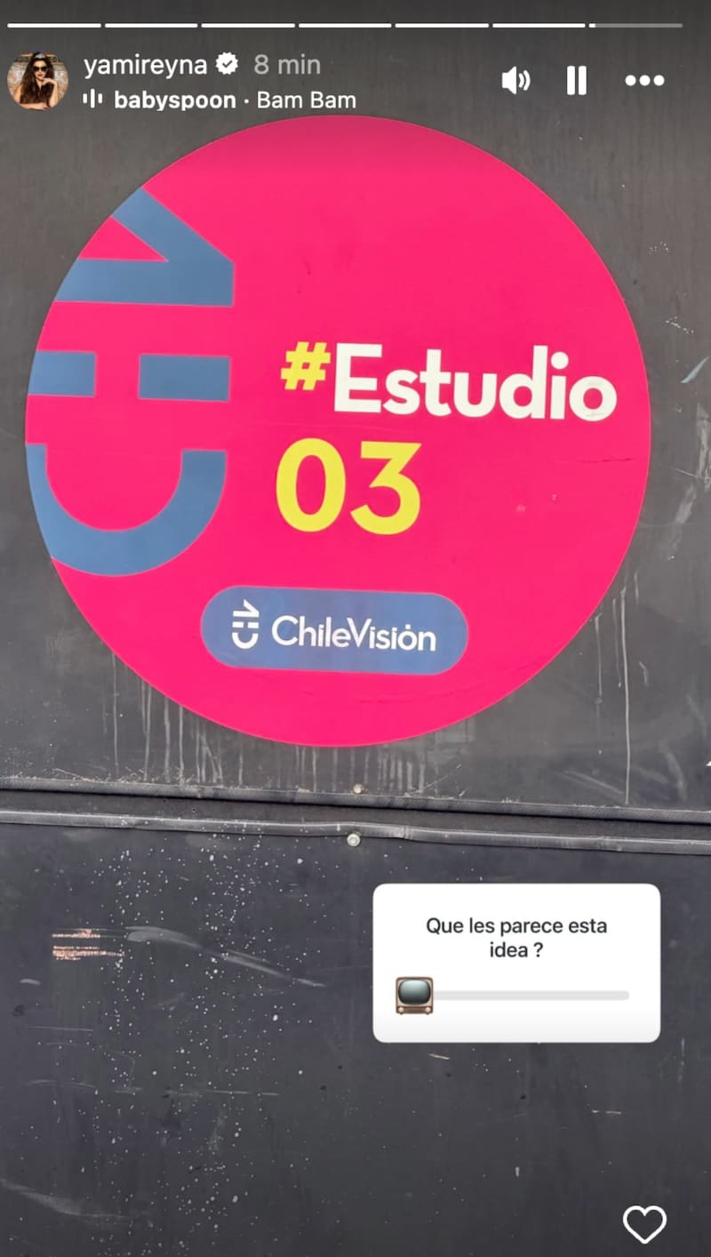 Subió esta historia en el Estudio 3 del canal. Foto: @yamilareyna en Instagram