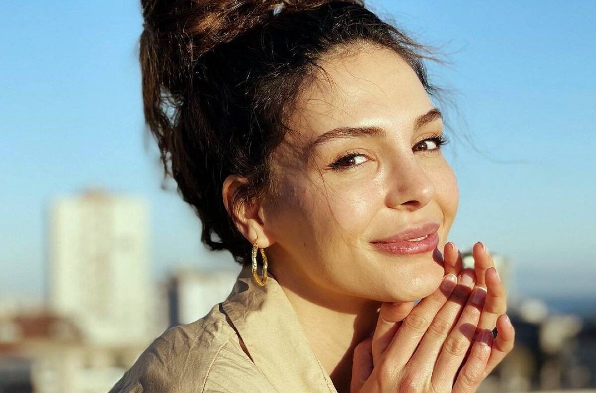 “Nunca seré tan compasiva como Reyyan”: Ebru Sahin, protagonista de “Hercai: amor y venganza”