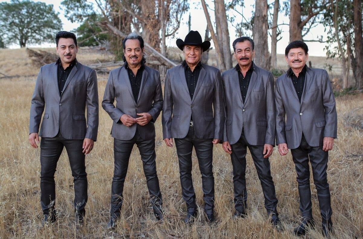 Los Tigres del Norte hablan de su apoyo a la comunidad LGBTTTIQ+