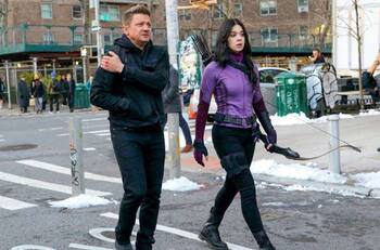 Primer vistazo de "Hawkeye" muestra el encuentro entre Clint Barton y Kate Bishop en la nueva serie del UCM