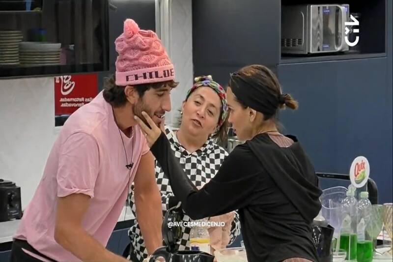 Constanza Capelli y Federico Farrell coquetean en el reality