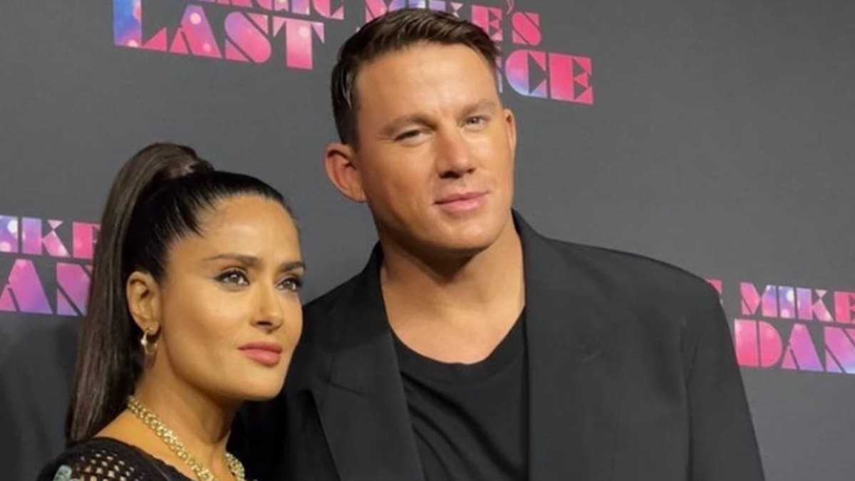 Salma Hayek y el arriesgado vestido con el que demostró que el tiempo no pasa por ella