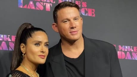 Salma Hayek y el arriesgado vestido con el que demostró que el tiempo no pasa por ella