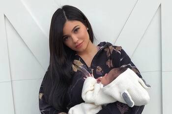 Kylie Jenner comparte fotografía de su bebé como nunca antes ¡Es muy tierno!