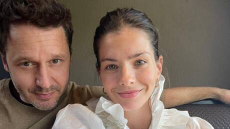 “Familia”: China Suárez sorprende con tiernas postales junto a Benjamín Vicuña y sus hijos