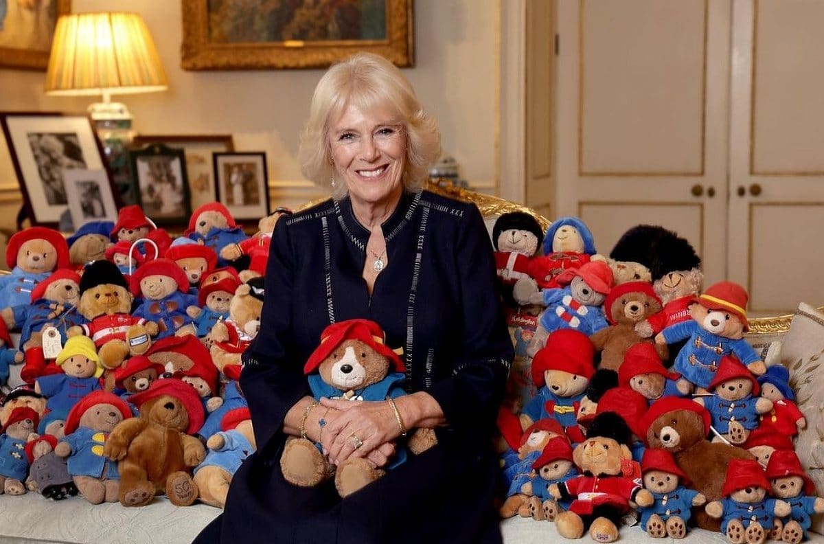 Reina Camilla acudirá a gran fiesta de té con personaje favorito de la reina Isabel II