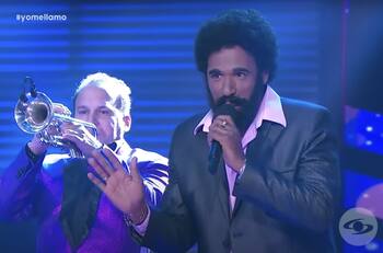 Mucho pelo y barba: en “Yo me llamo” reviven al “Andy Montañez” de los ochenta