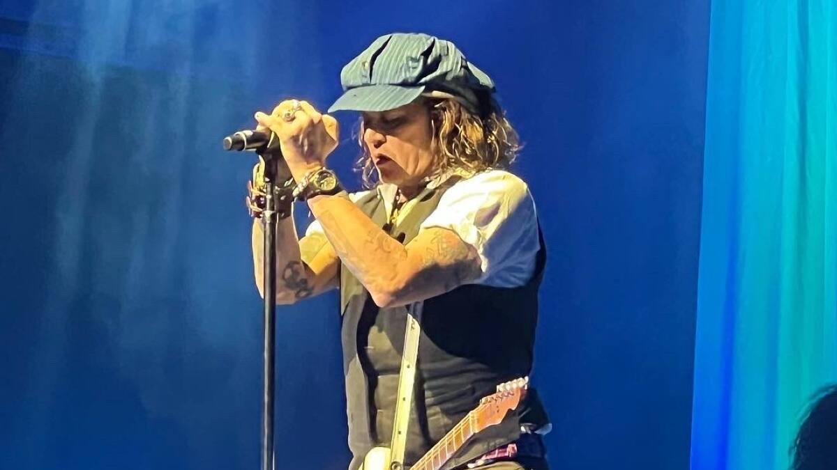 ¿Johnny Depp? El actor reaparece irreconocible en Nueva York