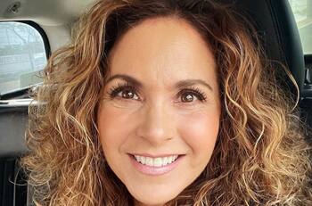 Lucero comparte sus tips de maquillaje para lucir natural