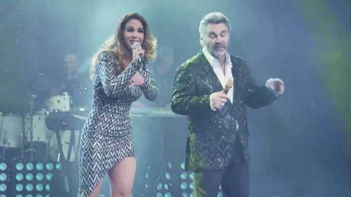Concierto de Mijares y Lucero: Hay tanta chispa y complicidad que hasta se toman de la mano