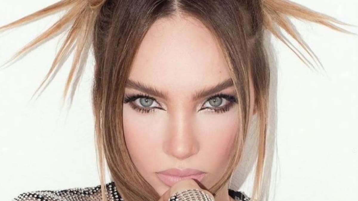 Belinda confiesa lo que sintió al besar a Lola Rodríguez y a Valentina en pleno escenario