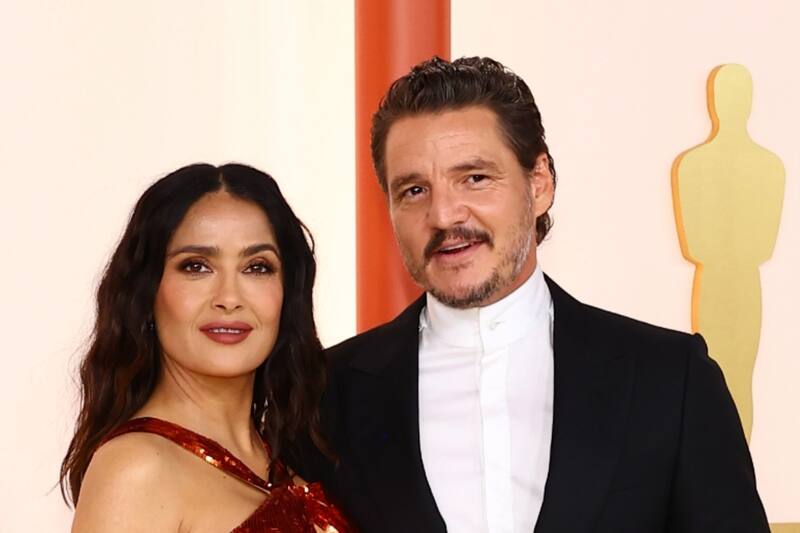 Pedro Pascal y Salma Hayek Llegaron a la alfombra roja - Créditos: Variety