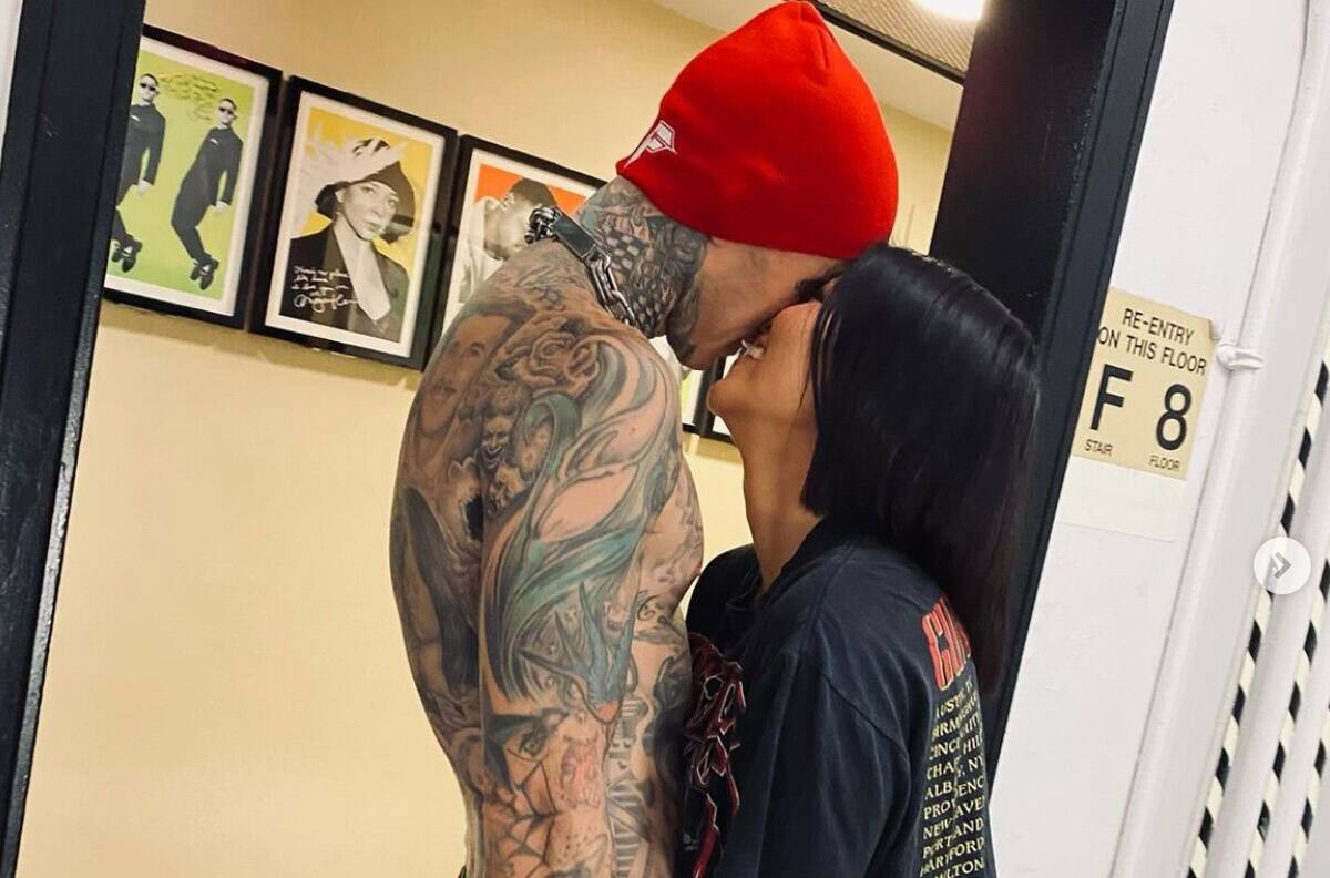 Kourtney Kardashian y Travis Barker transmitirán su boda por streaming
