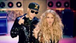 Raymix le envía sentido mensaje de apoyo a su amiga Paulina Rubio, ahora que su madre esta enferma