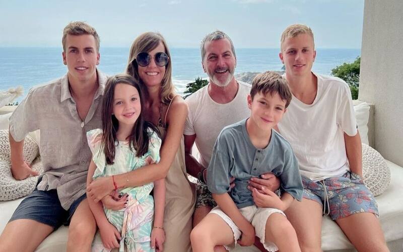 La familia de Diana Bolocco y Cristián Sánchez tomó varias fotos de su viaje por Europa