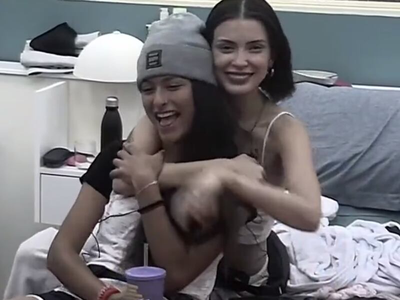 Viviana y Constanza en "Gran Hermano" Chile.