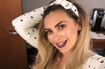 Aracely Arámbula recibe disculpa pública de la reportera que invadió su privacidad y la de sus hijos
