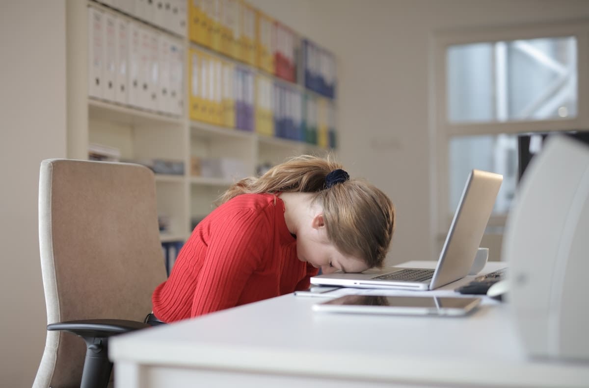 ¡Cuidado! Estas son las actitudes que te roban la energía día a día