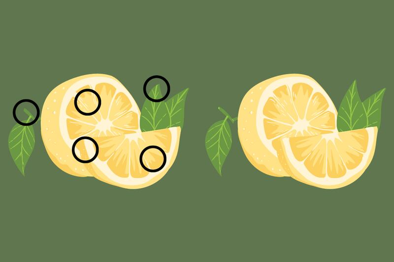 Dos limones que parecen iguales, pero que tienen 5 diferencias entre sí, las que están marcadas con círculos negros.