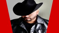 Claudio Alcaraz, en su mejor momento profesional y personal, estrena "Necesito un amor"