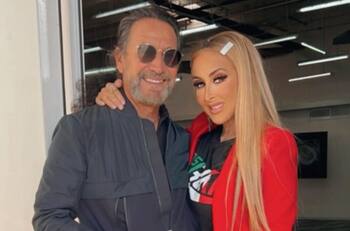 Marco Antonio Solís y Cristy Solís demuestran su amor en Europa