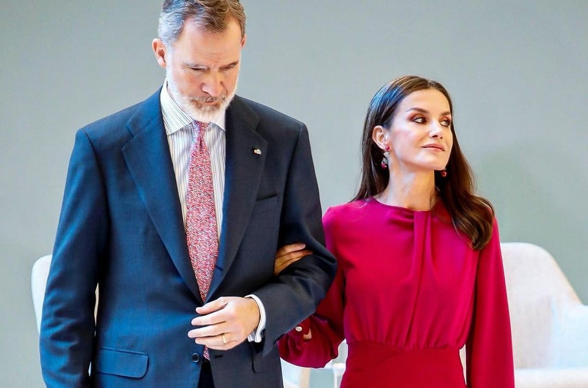 Reina Letizia y el rey Felipe listos para comenzar a disfrutar de unas vacaciones en familia