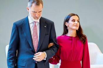 Reina Letizia y el rey Felipe listos para comenzar a disfrutar de unas vacaciones en familia