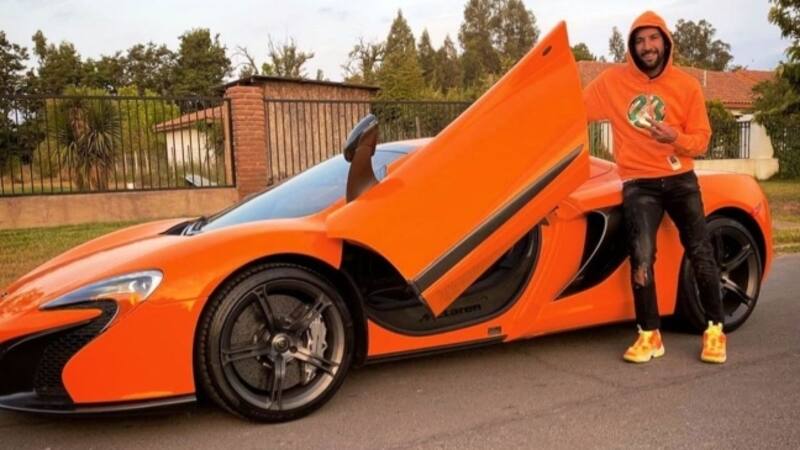 Mauricio Isla El lujo auto del jugador de Universidad Católica. ¿Cuánto cuesta? - Créditos: Instagram