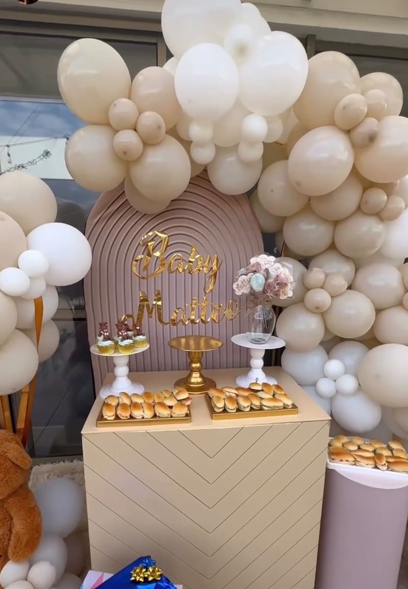 La decoración del baby shower de Daniela Castillo. Foto: Instagram.