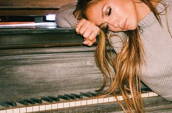 JLo: así fue su espectacular aparición en la final de "The Voice"