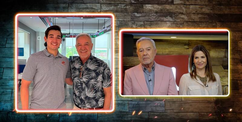 Eliseo Salazar junto a su hijo mayor.