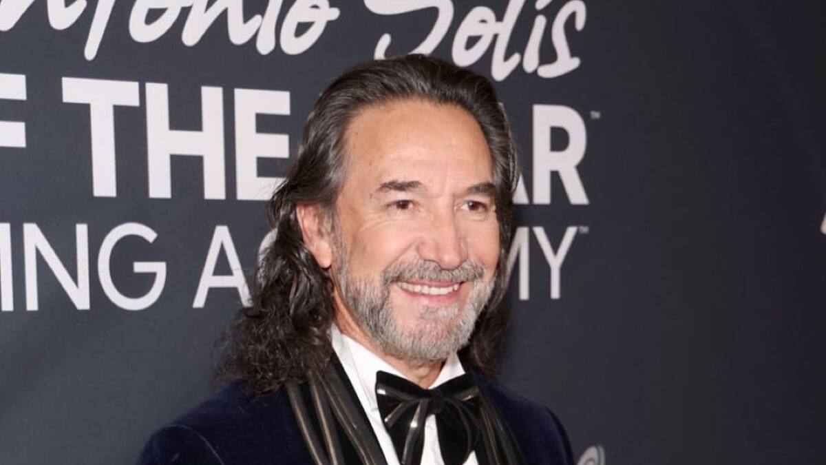 Marco Antonio Solís recibe homenaje en los Grammy: "He sido más amigo del fracaso que del éxito"