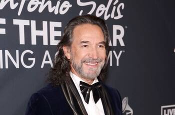Marco Antonio Solís recibe homenaje en los Grammy: "He sido más amigo del fracaso que del éxito"