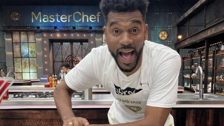 "MasterChef": A Tostao no le alcanzó la gozadera y quedó con delantal negro en el último reto