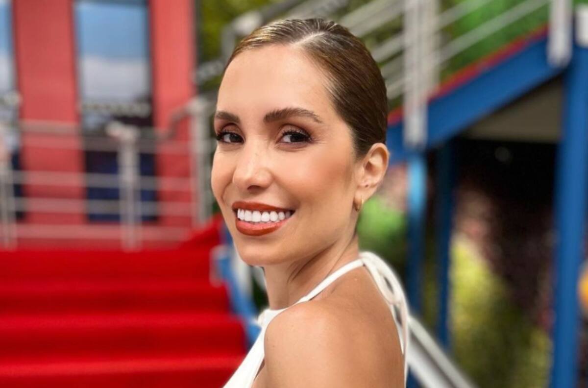 Andrea Escalona comparte la primera foto de su bebé y revela su nombre