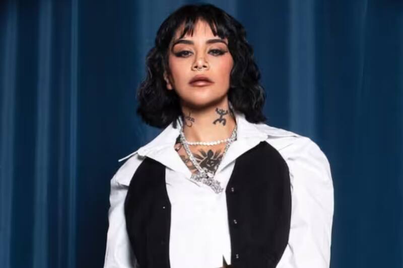 La cantante aclaró su participación tras ser detenida por viajar en auto con encargo por robo.